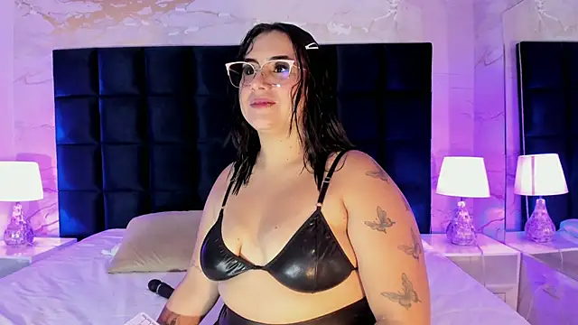 sabrinamilani online show from 09.30.25