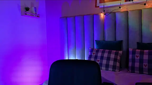 alaia-rogers online show from 10.21.25