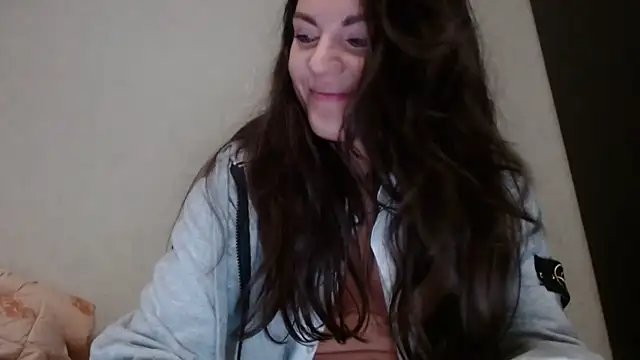 Snapshot of AliceTailor chatting on 10.01.25 AliceTailor online show from 10.01.25