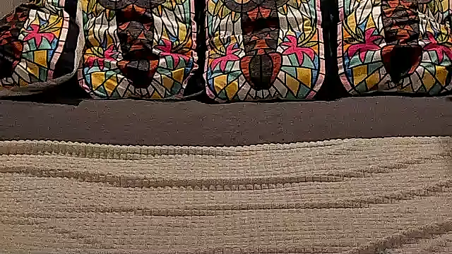 IceDanielles online show from 11.27.25