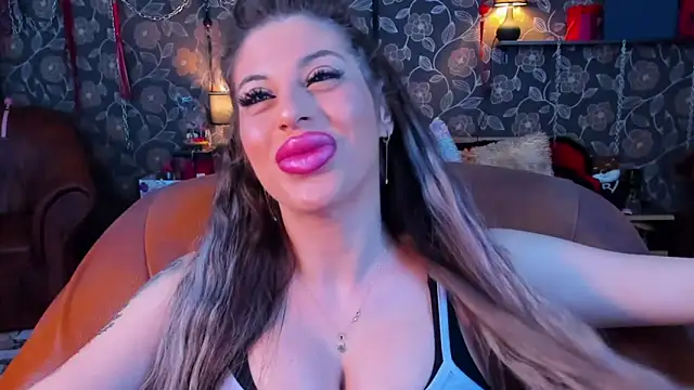 Snapshot of ammyloca123 chatting on 01.18.26 ammyloca123 online show from 01.18.26