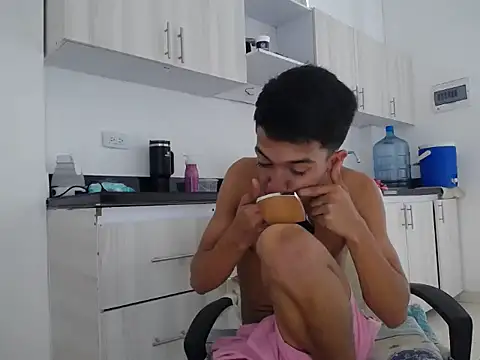 adams pervert love online show from 03.17.25