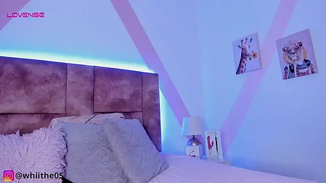 Snapshot of isabella_whiithe chatting on 01.09.25 isabella whiithe online show from 01.09.25