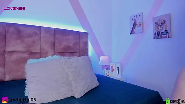 Snapshot of isabella_whiithe chatting on 01.28.25 isabella whiithe online show from 01.28.25