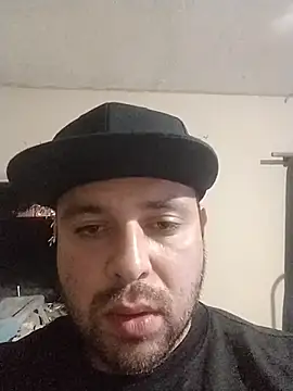 Snapshot of JulianInter08 chatting on 03.15.26 JulianInter08 online show from 03.15.26