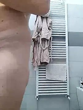 Snapshot of MATTIS11 chatting on 04.04.26 MATTIS11 online show from 04.04.26