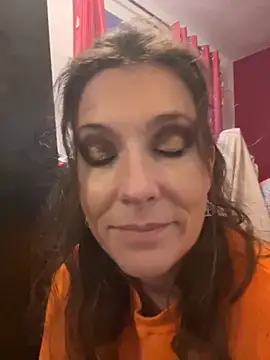 Lwhite1 online show from 10.27.25