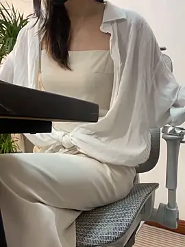 Annabody online show from 12.19.25