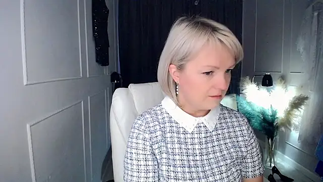 Snapshot of Juarnea chatting on 02.01.26 Juarnea online show from 02.01.26