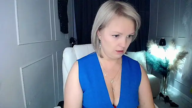 Snapshot of Juarnea chatting on 02.10.26 Juarnea online show from 02.10.26