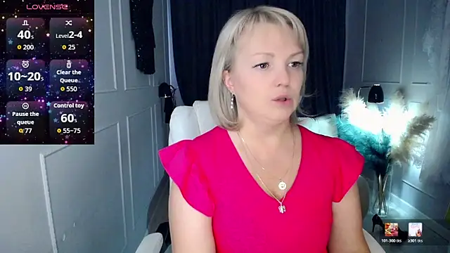 Snapshot of Juarnea chatting on 02.17.26 Juarnea online show from 02.17.26