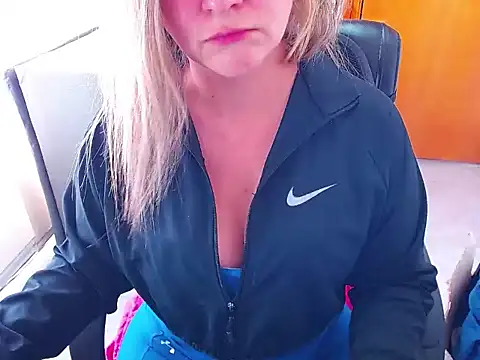 KikaxLove online show from 05.19.26
