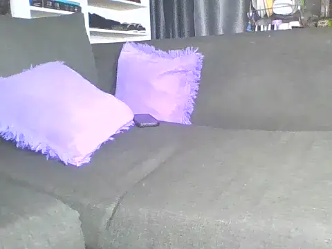 Snapshot of sweet_bigclit chatting on 09.25.25 sweet bigclit online show from 09.25.25