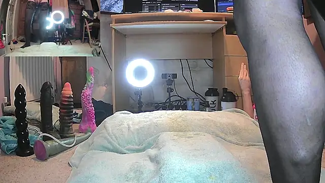 ClairTS online show from 12.21.24