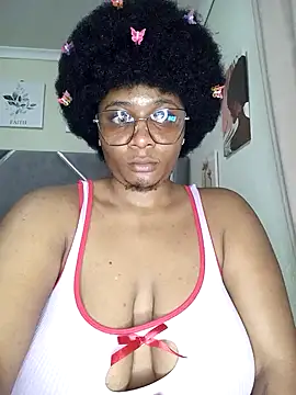 CocoBootyyy online show from 10.10.25