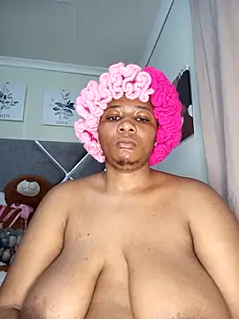 CocoBootyyy online show from 10.11.25