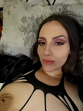 Snapshot of Sexycouplexxx69 chatting on 02.24.25 Sexycouplexxx69 online show from 02.24.25