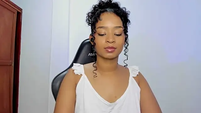 avellanatammy online show from 10.29.25