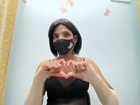 Snapshot of TransLisa7 chatting on 03.28.26 TransLisa7 online show from 03.28.26