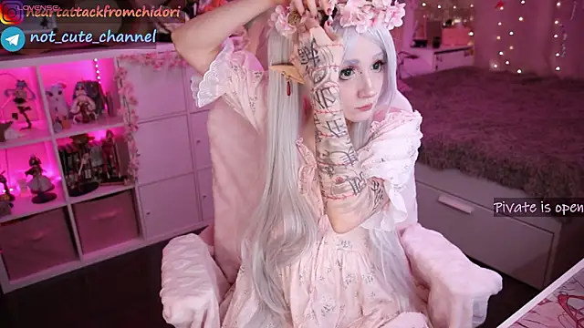 yourcutewaifu online show from 09.21.25