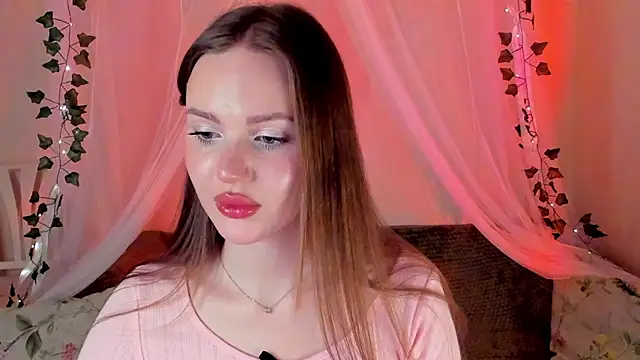 Snapshot of MishkaMe chatting on 12.24.24 MishkaMe online show from 12.24.24