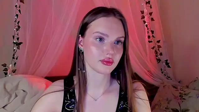 Snapshot of MishkaMe chatting on 01.22.25 MishkaMe online show from 01.22.25