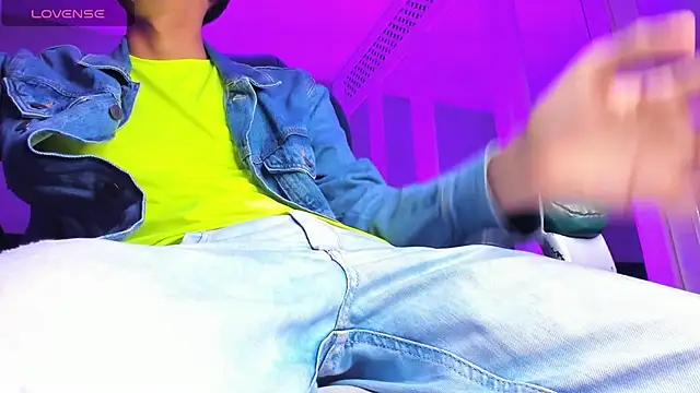 Lion Dynamite online show from 02.13.25