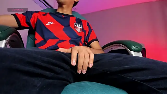 Lion Dynamite online show from 03.10.25