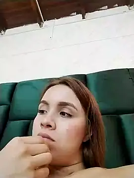 Snapshot of Taiissa_ chatting on 01.19.25 Taiissa online show from 01.19.25