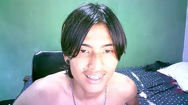 Snapshot of Luchitodiaz6969 chatting on 09.12.25 Luchitodiaz6969 online show from 09.12.25