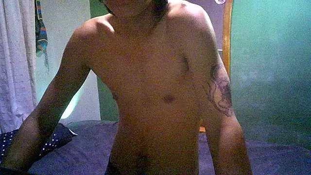 Snapshot of Luchitodiaz6969 chatting on 11.02.25 Luchitodiaz6969 online show from 11.02.25