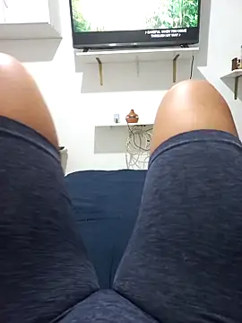 Snapshot of buterfly1519 chatting on 11.02.25 buterfly1519 online show from 11.02.25