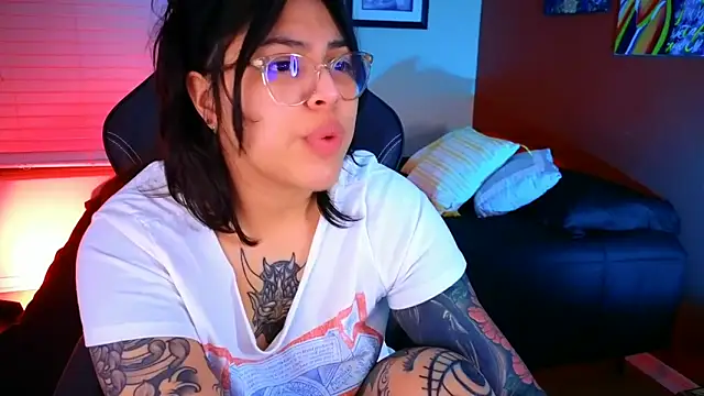 miacanela xo online show from 12.29.24