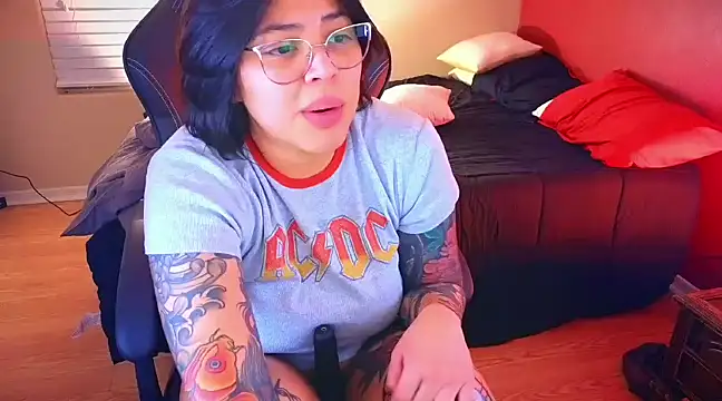 miacanela xo online show from 01.05.25