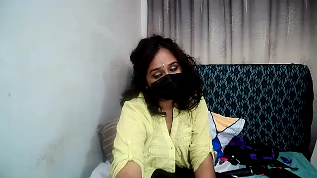 Cute Indian00 online show from 03.05.25