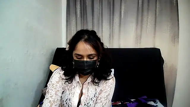 Cute Indian00 online show from 03.19.25