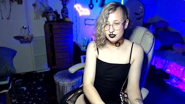 Bigbearnbunnyboy online show from 03.10.26
