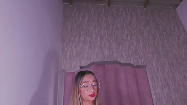 vale ross  online show from 10.15.25