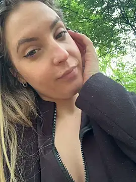 LiliMorganxxx online show from 04.28.26