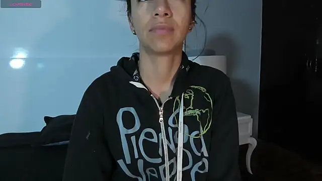 Tamaraakins online show from 11.18.25