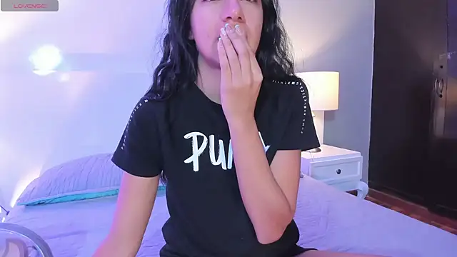 Tamaraakins online show from 11.25.25