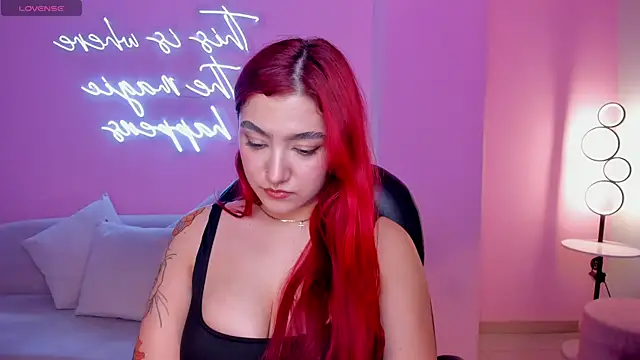 ViolettCastel online show from 01.18.25