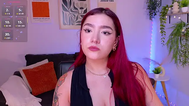 Snapshot of ViolettCastel chatting on 04.27.26 ViolettCastel online show from 04.27.26
