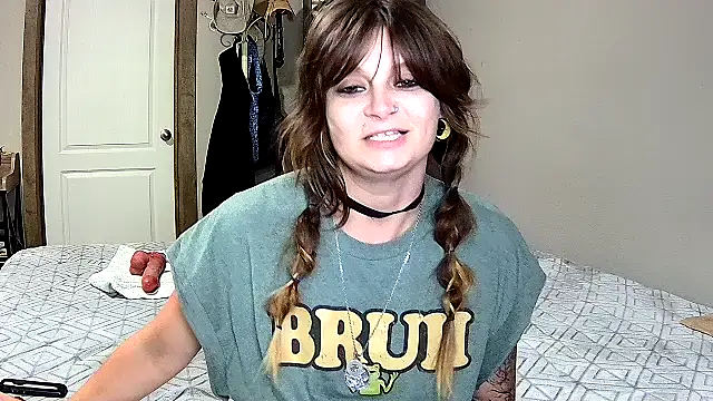 ZeelaXoXo online show from 04.19.26