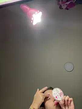 Kimmymadison- online show from 01.05.26