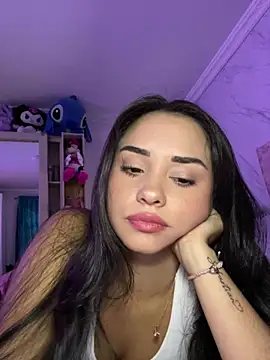 Snapshot of Kimmymadison- chatting on 04.23.26 Kimmymadison- online show from 04.23.26