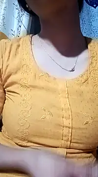 Snapshot of Aruyeshi- chatting on 02.28.25 Aruyeshi- online show from 02.28.25