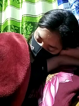 Snapshot of Aruyeshi- chatting on 03.08.25 Aruyeshi- online show from 03.08.25