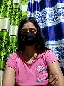 Snapshot of Aruyeshi- chatting on 03.10.25 Aruyeshi- online show from 03.10.25