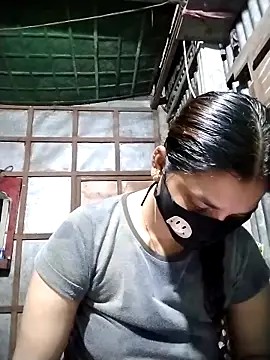 Snapshot of Aruyeshi- chatting on 10.08.25 Aruyeshi- online show from 10.08.25